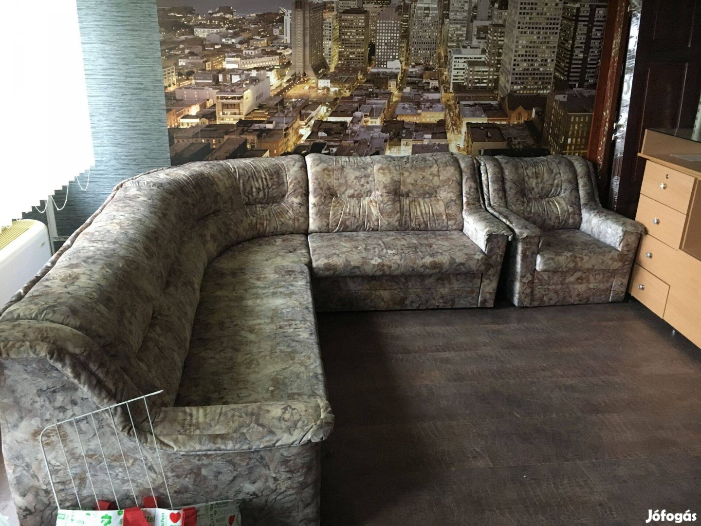 Ágyazható kanapé és fotel eladó Miskolcon