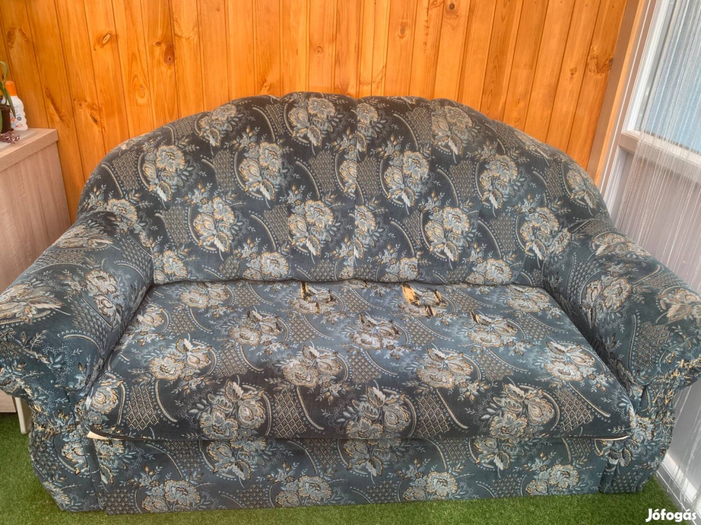 Ágyazható kanapé ingyen elvihető