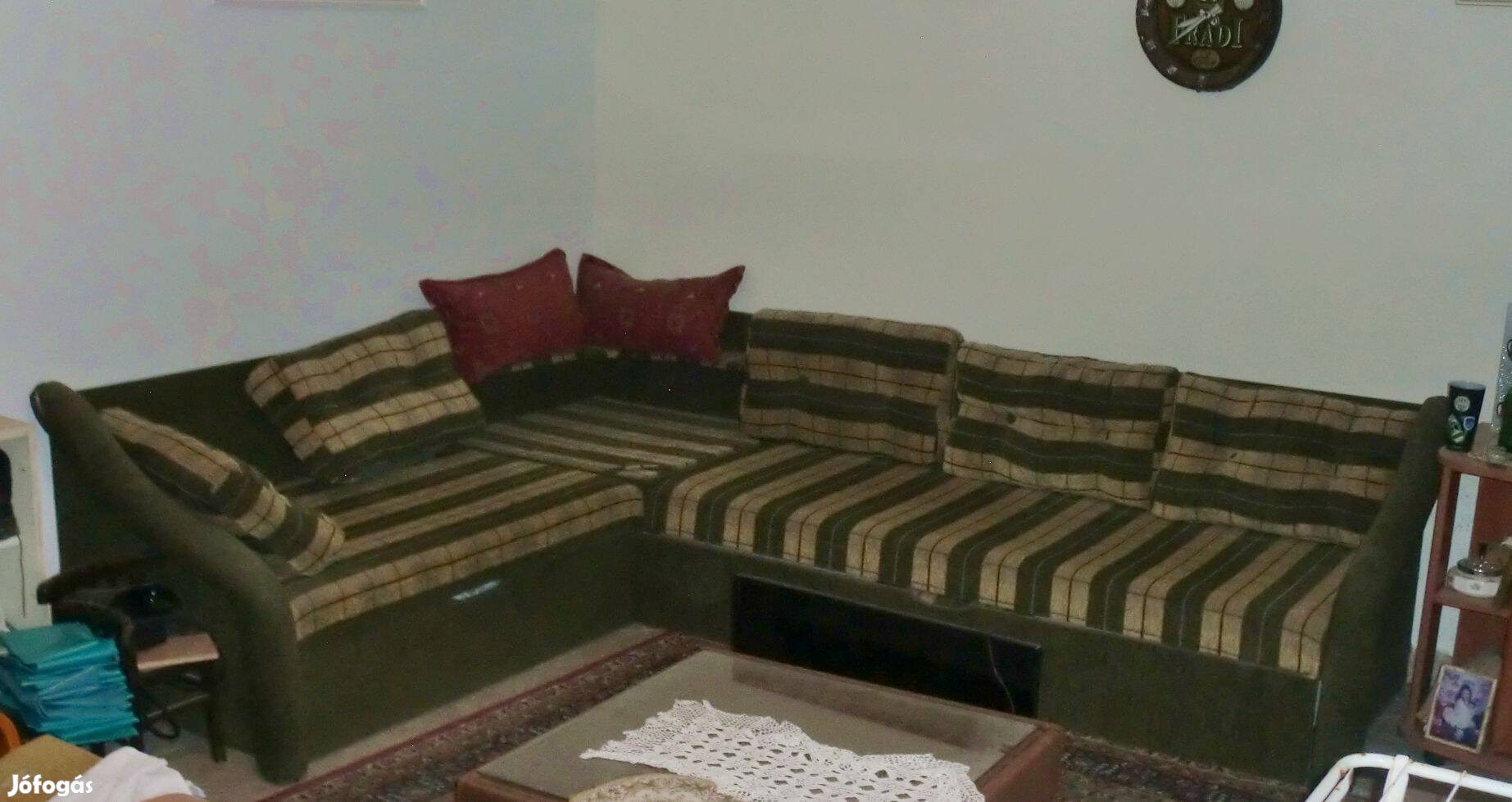 Ágyazható sarok kanapé