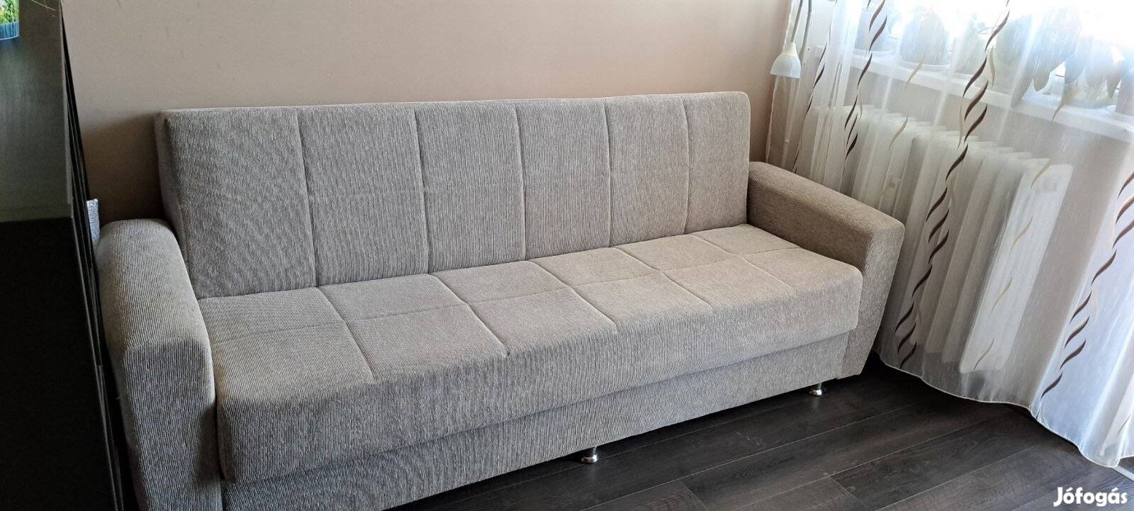 Ágyneműtartós, kinyitható kanapé eladó