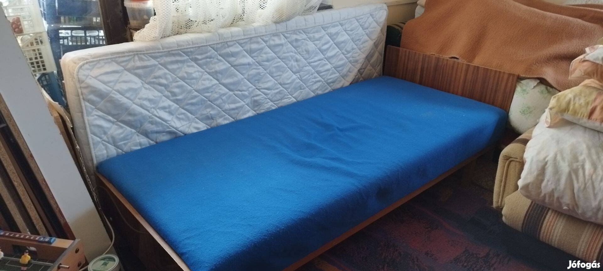 Ágyneműtartós ágy 2 db ingyen elvihető