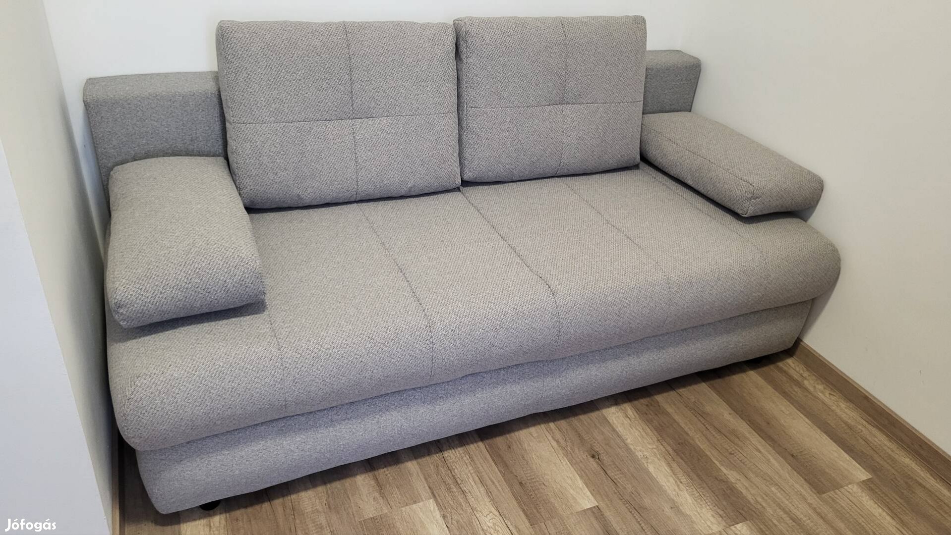Ágyneműtartós kanapé eladó