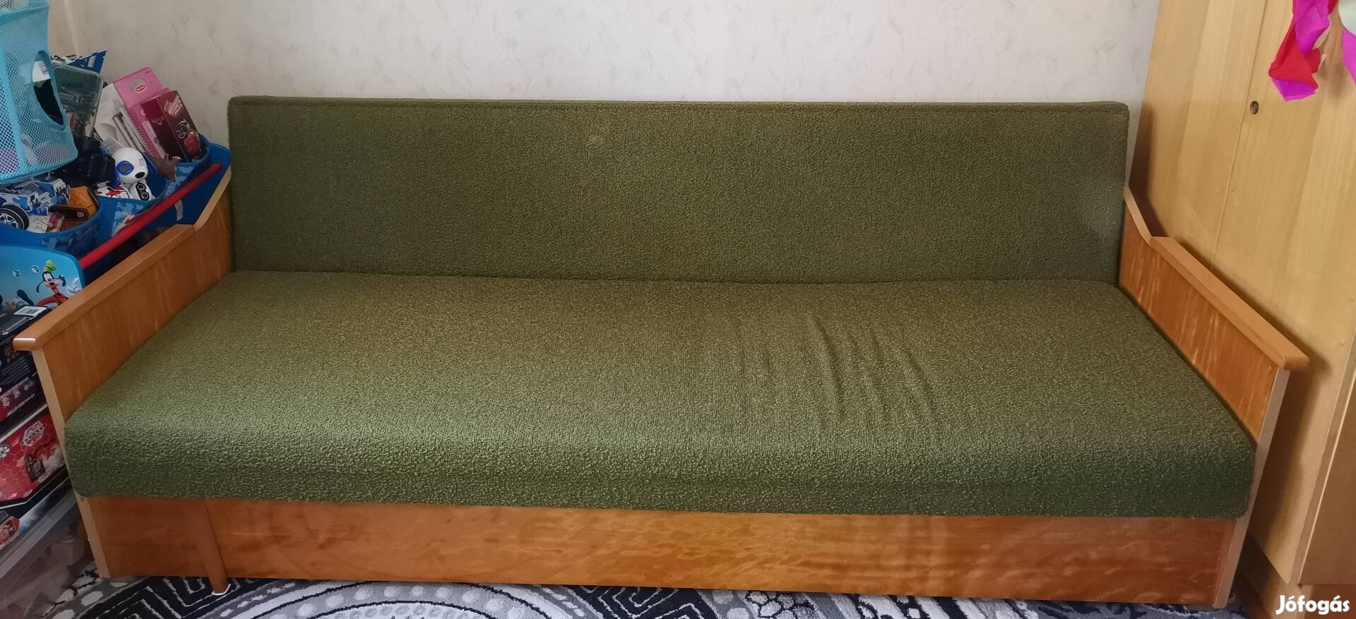 Ágyneműtartós kanapéágy