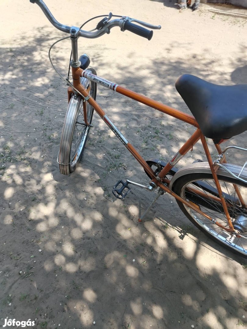 Agyváltós 26-os férfi kerékpár eladó