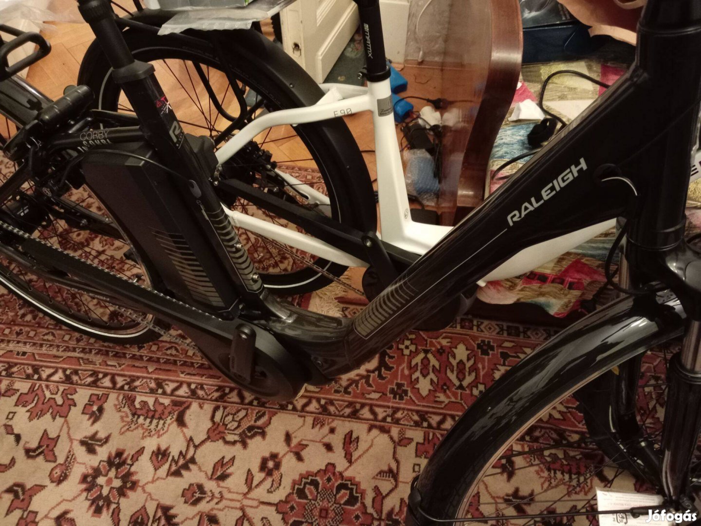 Agyváltós középmotoros új elektromos kerékpár pedelec ebike