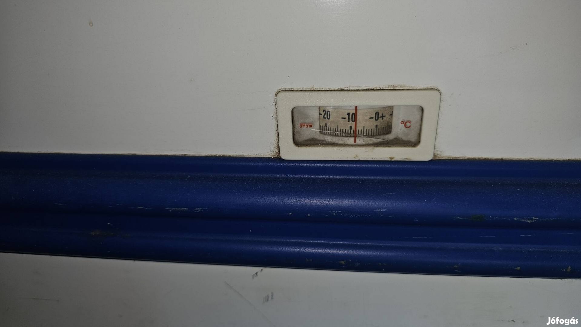 Aht 400 literes vitrines fagyasztóláda 