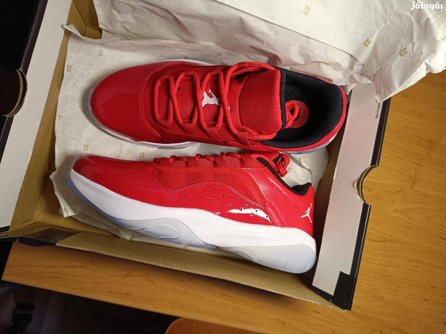 Air Jordan 11 Cmft Low 43 Új