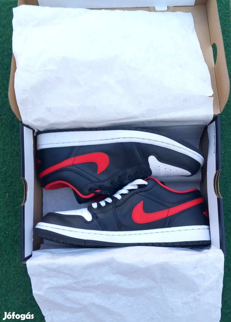 Air Jordan 1 Low