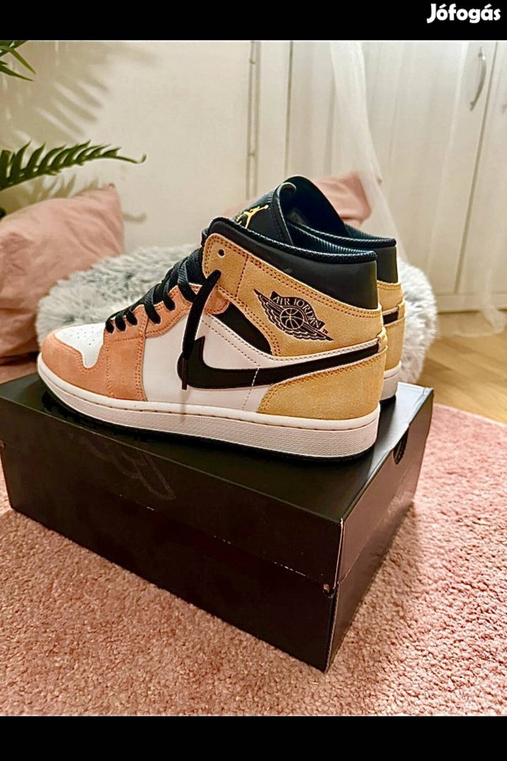 Air Jordan 1 MID SE eladó ( 42,5-es) 