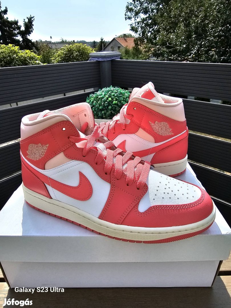 Air Jordan 1 Mid (36.5;39)