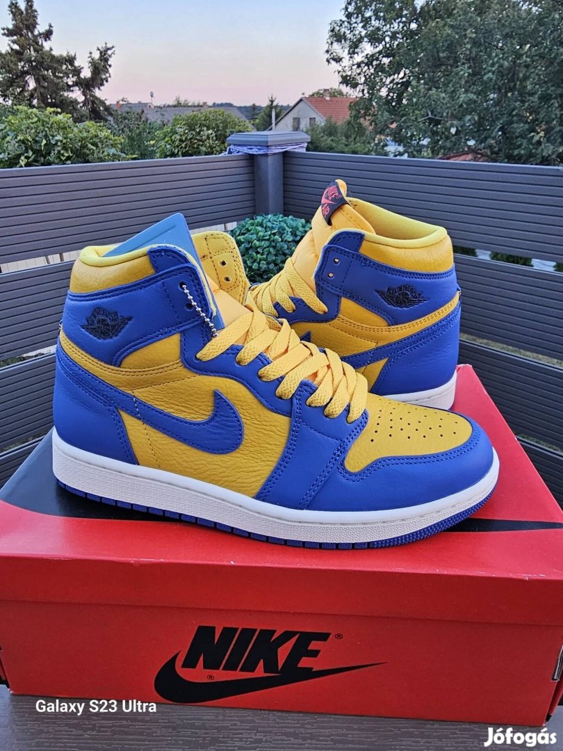 Air Jordan 1 Retro Hi OG (39)