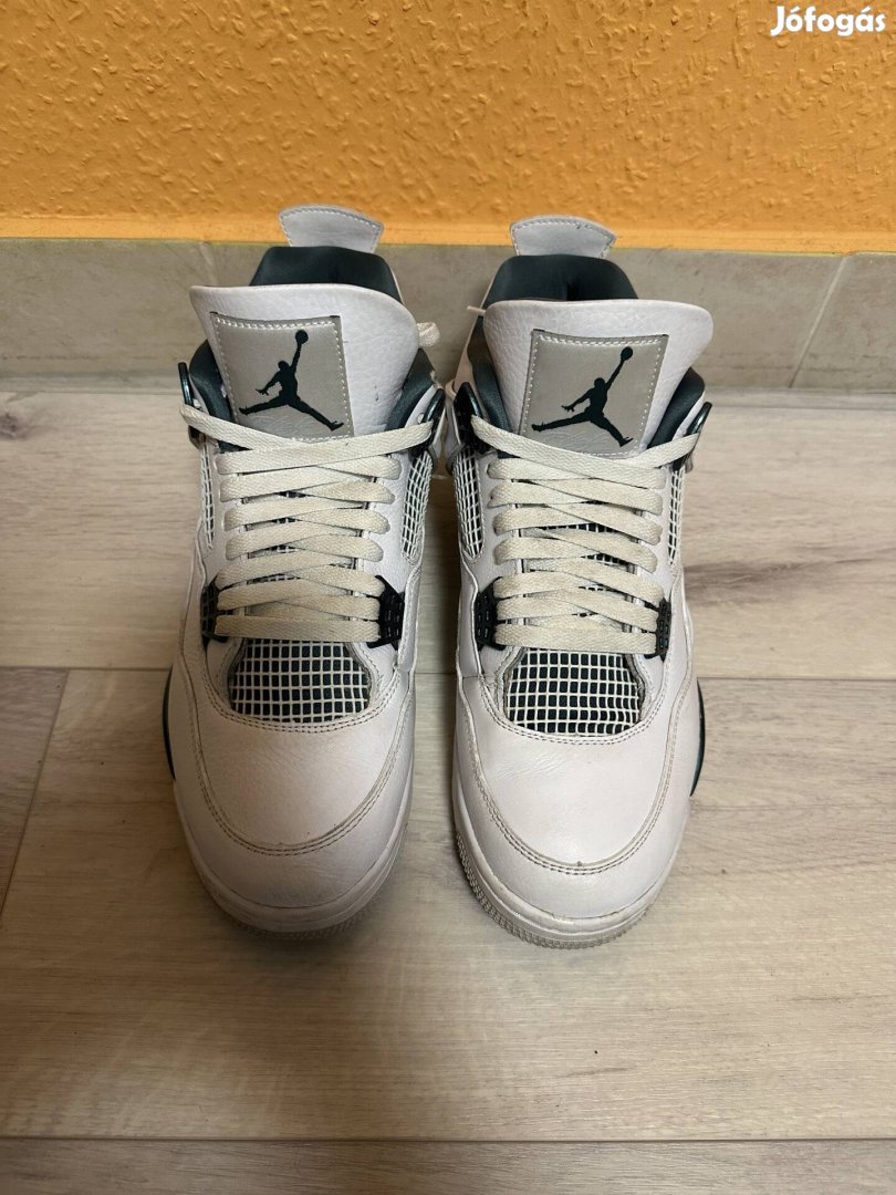 Air Jordan 4 Oxidized Green 44-es méretben
