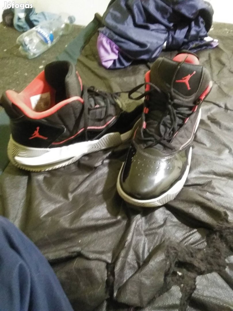 Air Jordan Stay Loyal bred