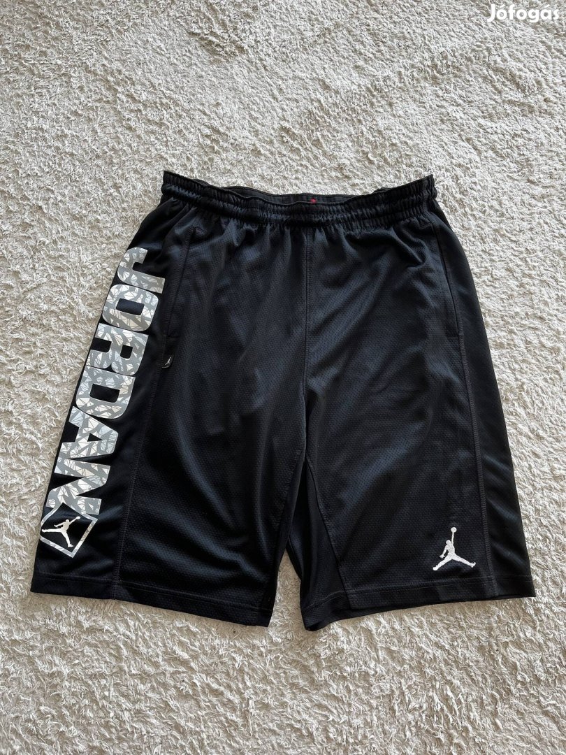 Air Jordan kosaras short