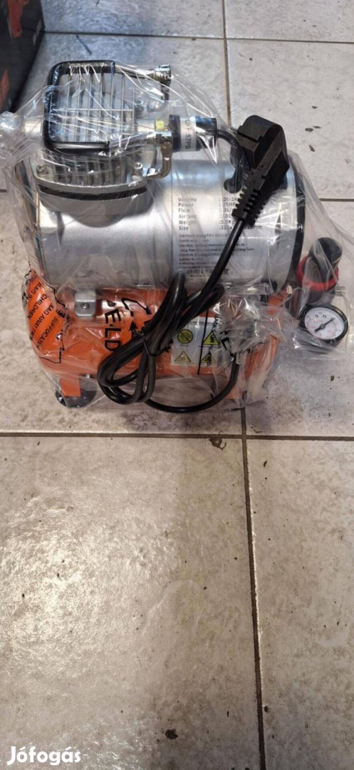 Airbrush mini olajmentes kompresszor 1100W 3liter