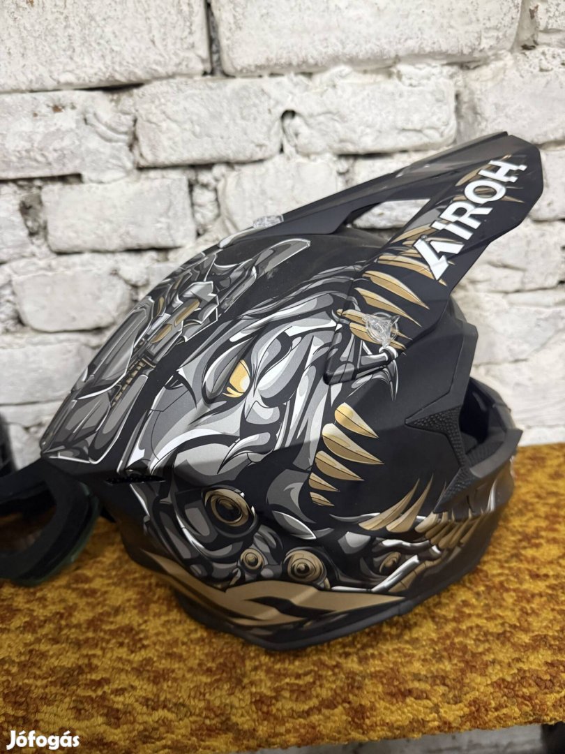 Airoh Wraaap Cross bukósisak