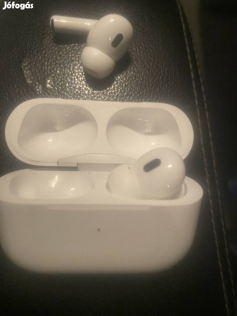 Airpods Pro,  C töltő 