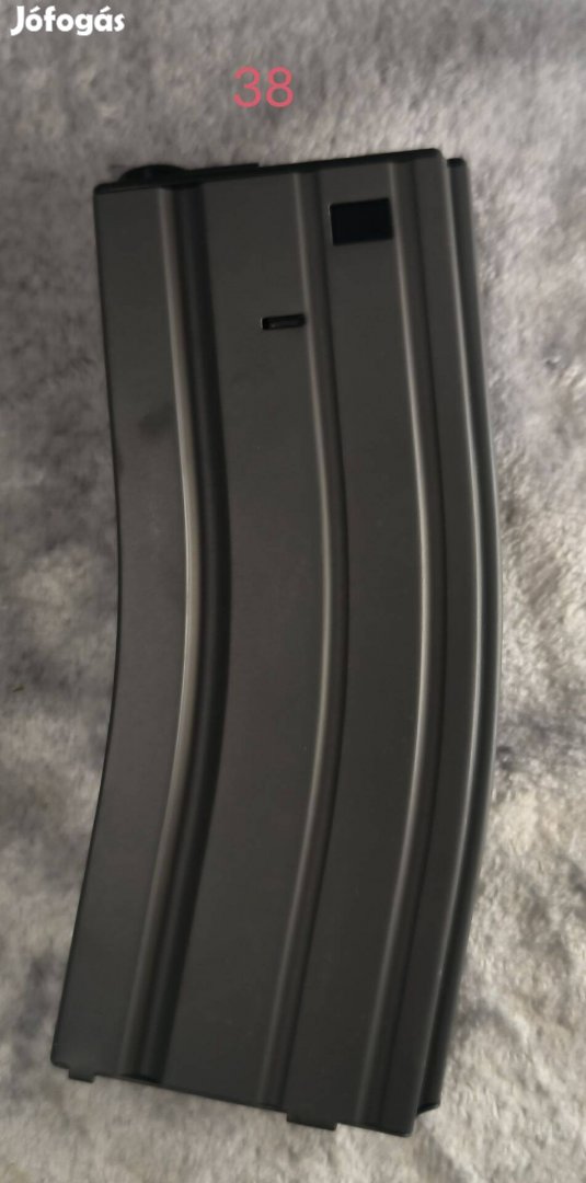 Airsoft M4 tár