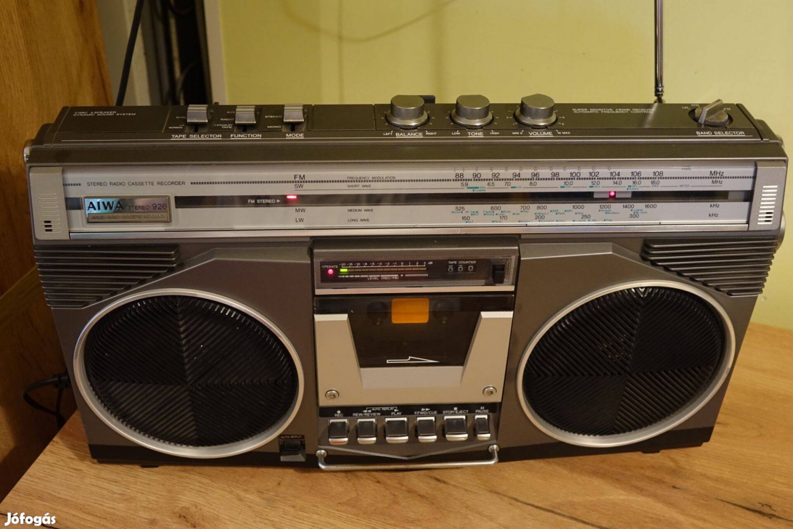 Aiwa boombox stereo 926