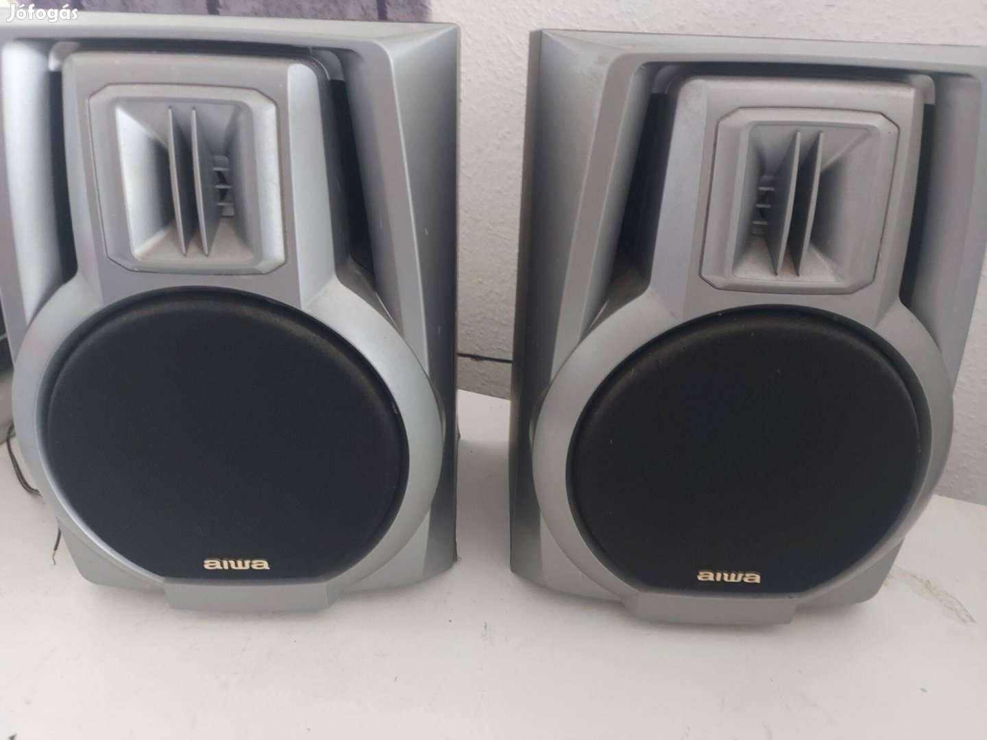Aiwa hangfal pár