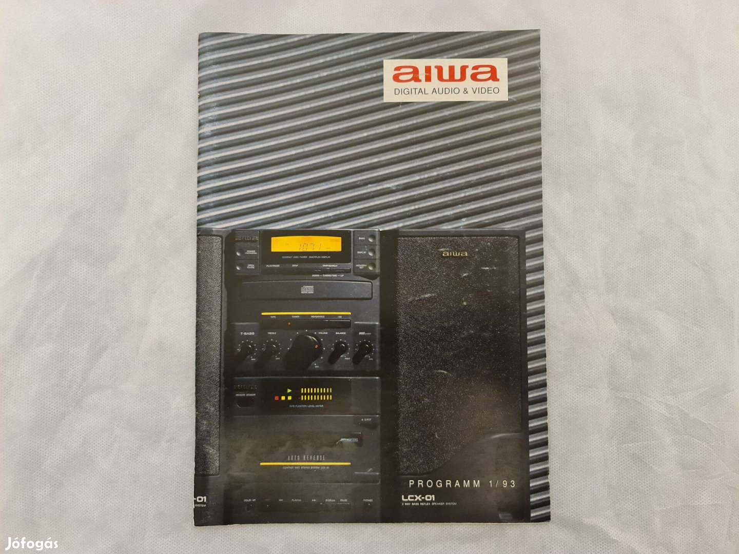 Aiwa katalógus benne xk-s9000 kazettás magnó deck