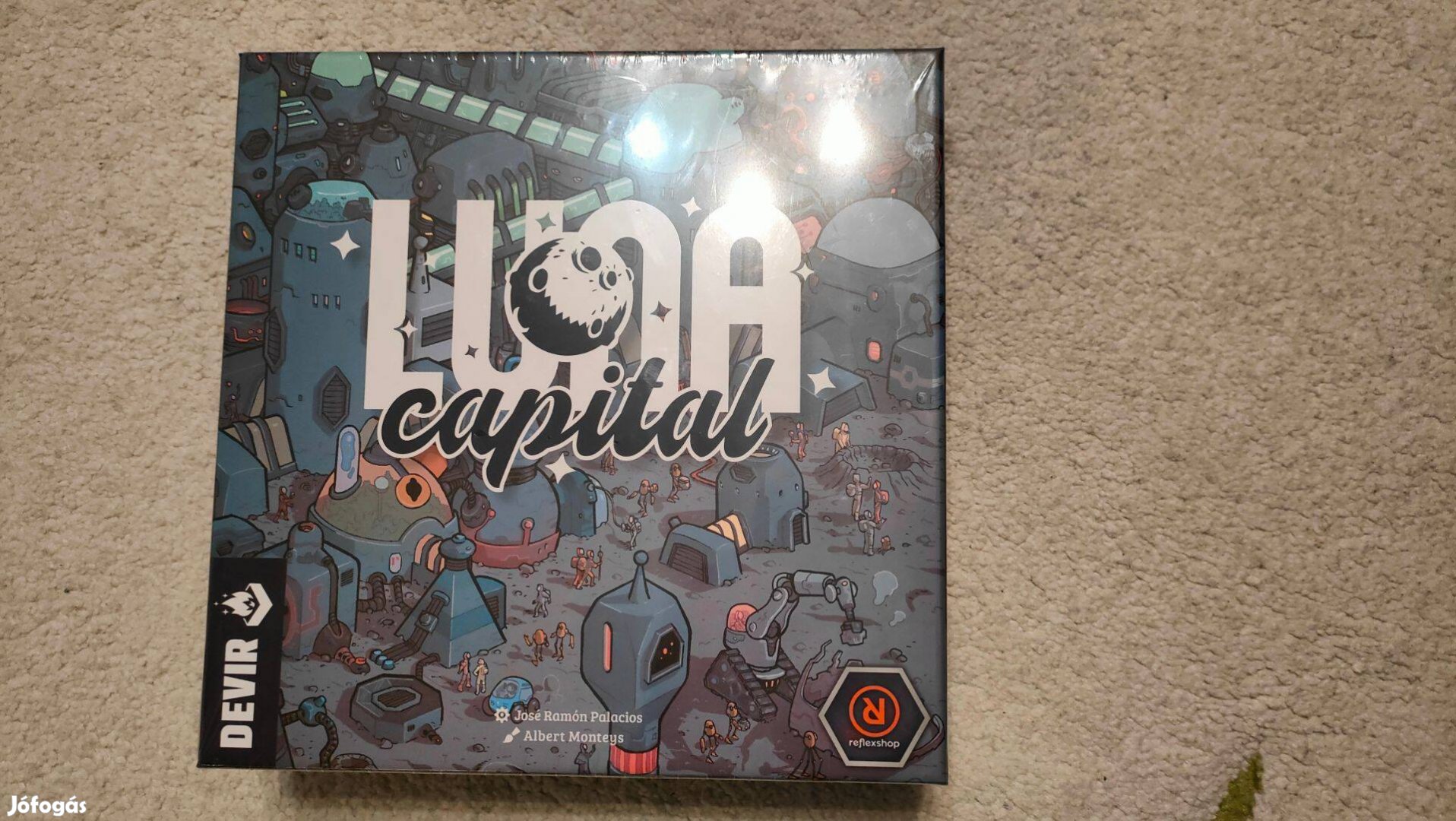 Ajándéknak Fóliázott Új Reflexshop Luna Capital Hold Moon társasjáték,