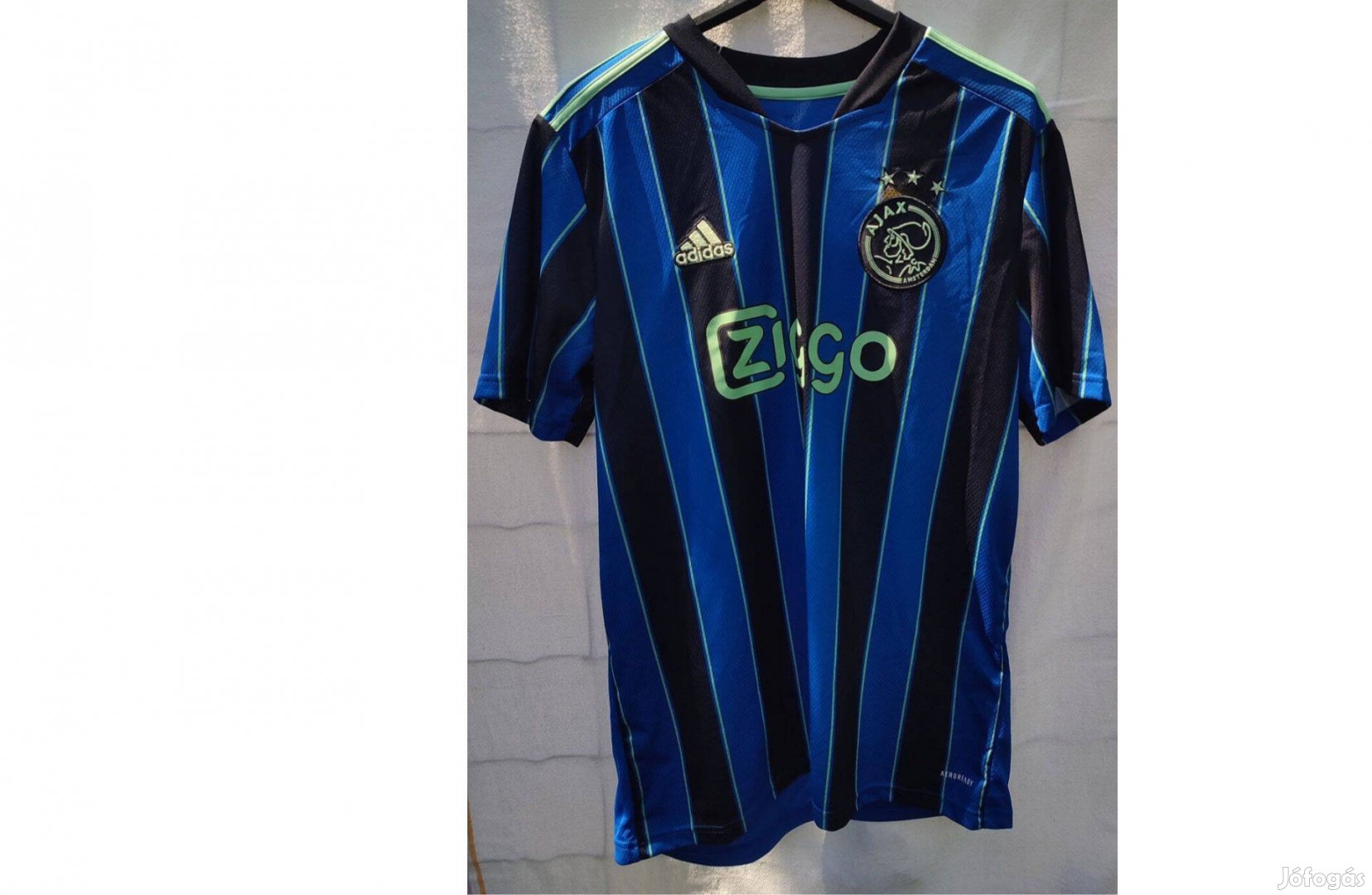 Ajax Amsterdam eredeti adidas, kék fekete csíkos 2021-22-es mez (L-es)