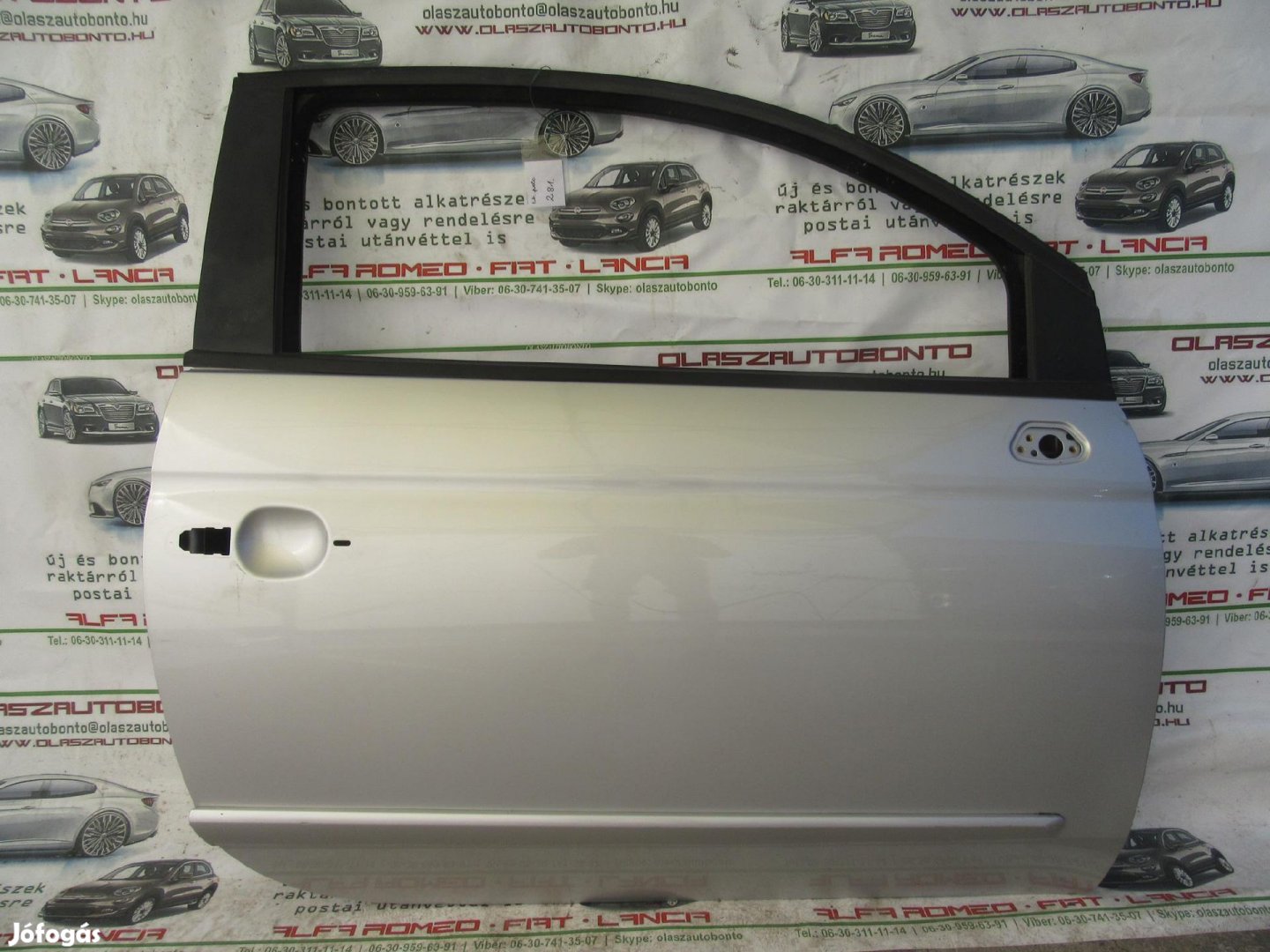 Ajtó281 Fiat 500 ezüst színű, jobb oldali ajtó