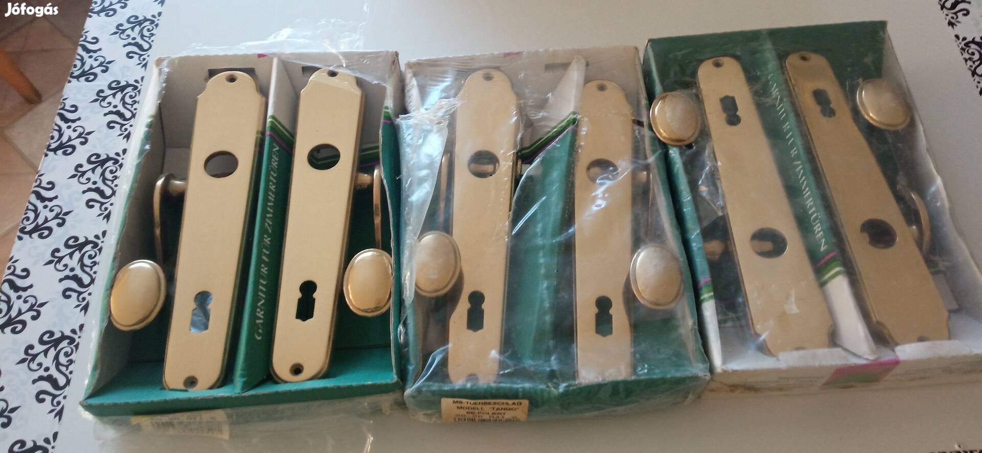 Ajtó kilincs garnitúra