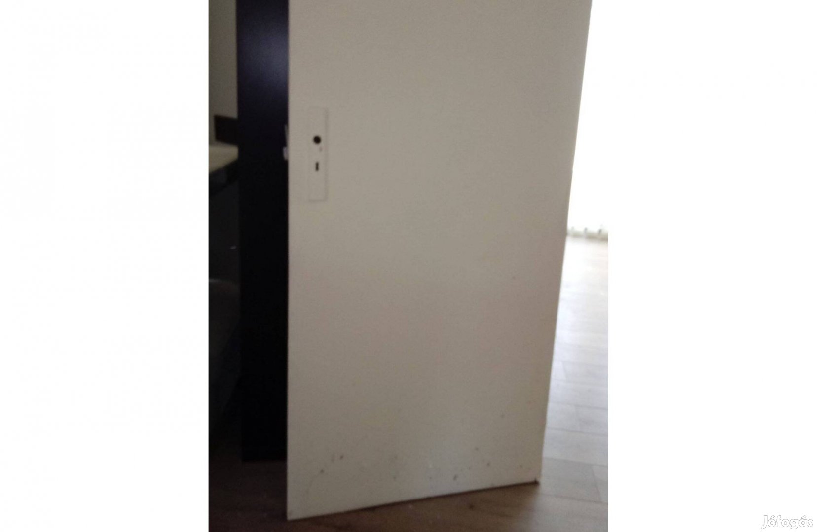 Ajtólap bontásból ingyen elvihető