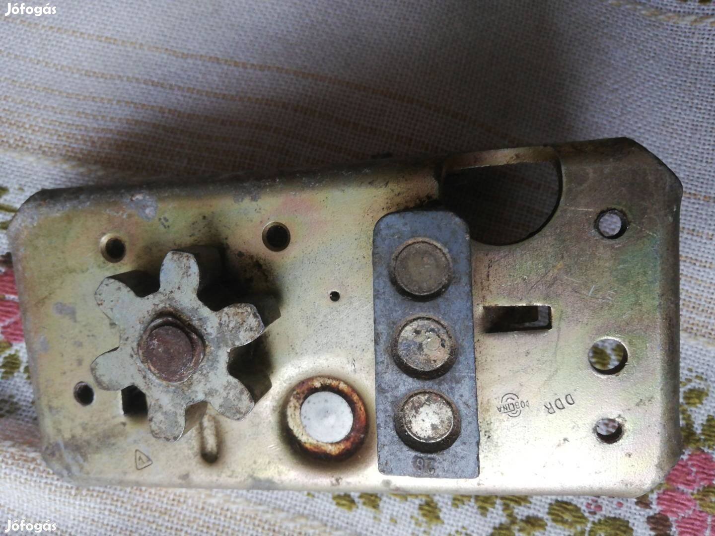 Ajtózár ( I F A , Trabant ) !! Tel :