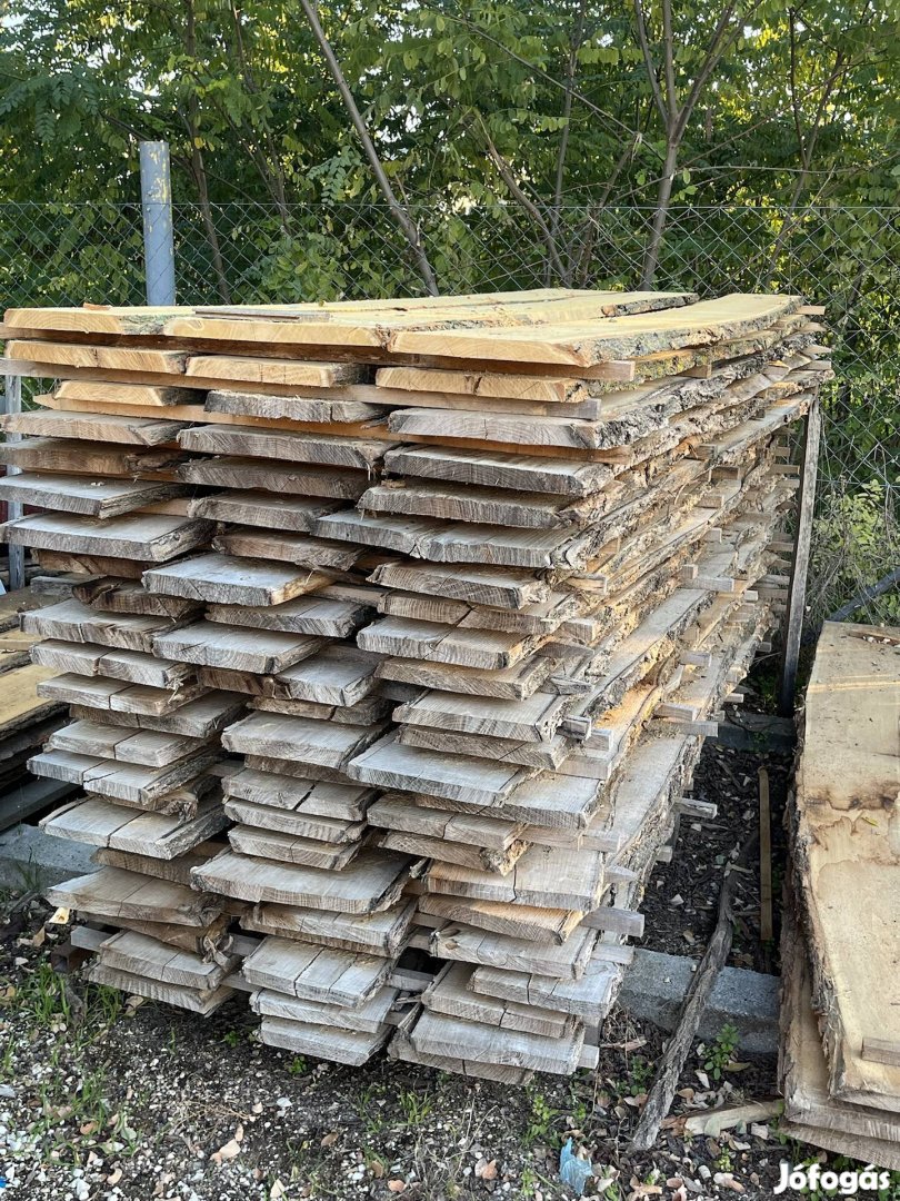 Akác szélezetlen deszka!