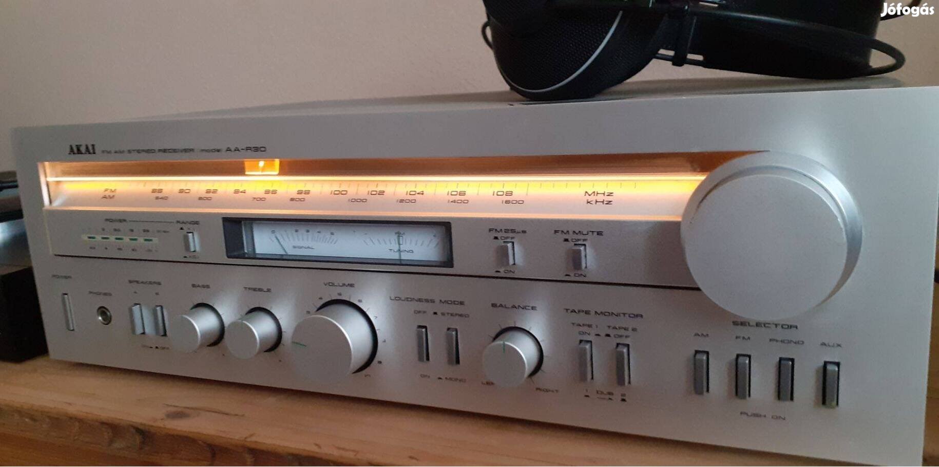 Akai AA-R30 sztereó Recevíer, Rádiós Erősítő