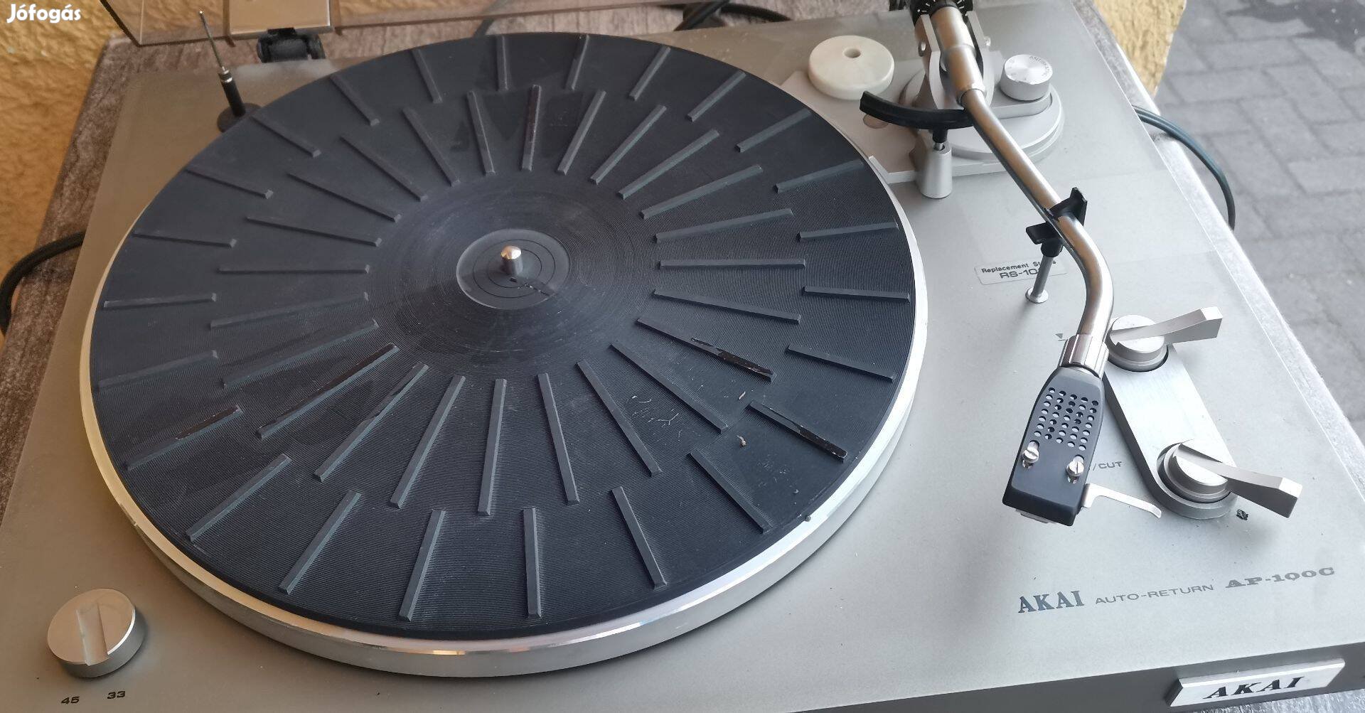 Akai AP-100C bakelit vinil lemezjátszó olvass