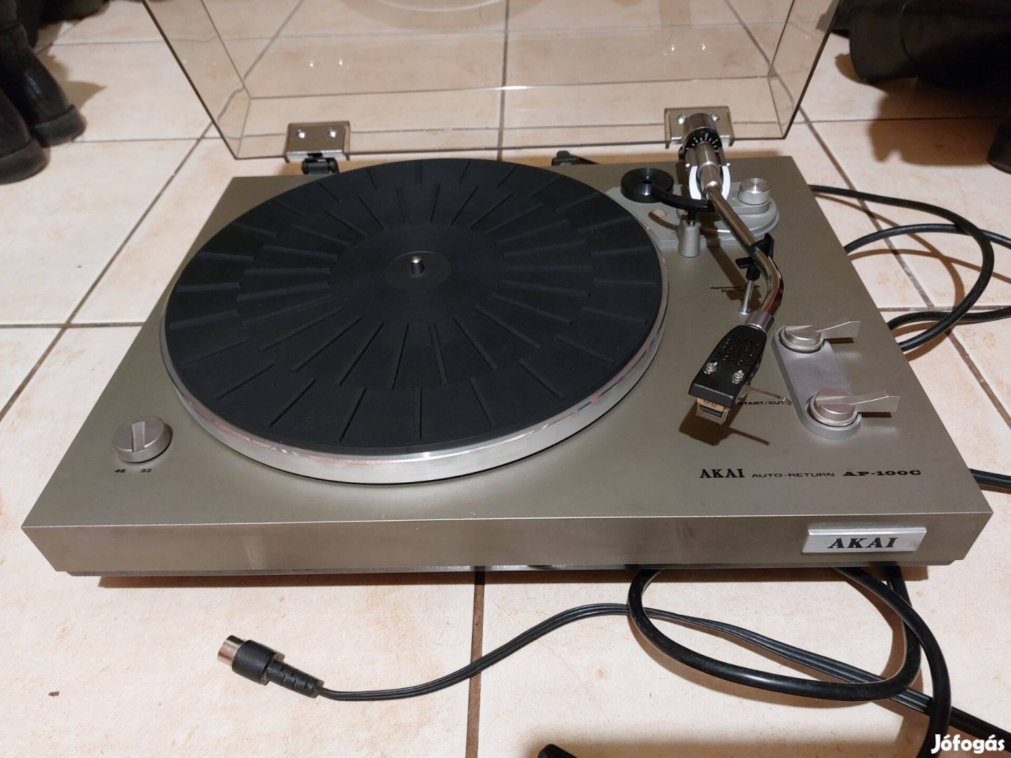 Akai AP-100C lemezjátszó