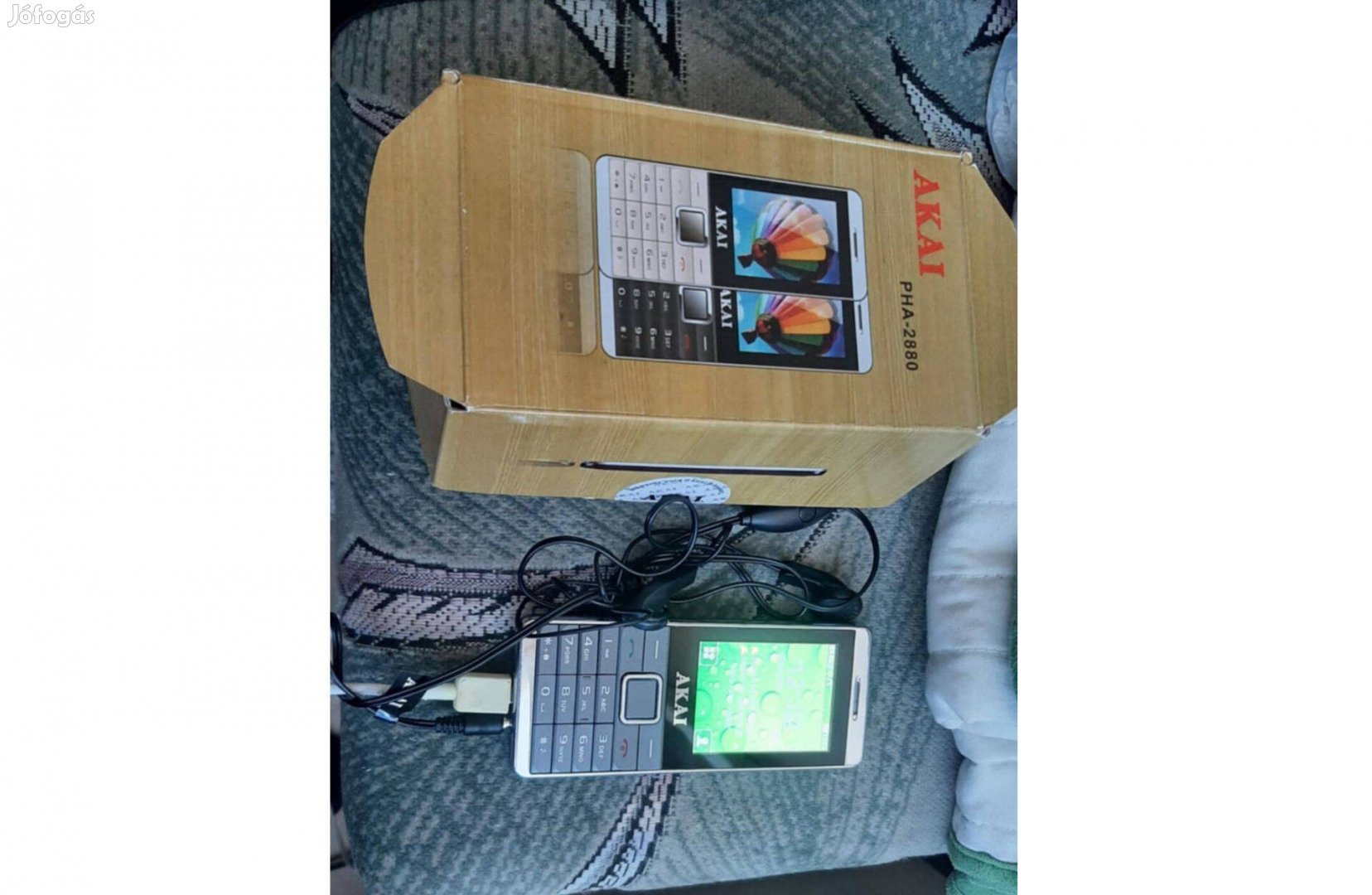 Akai PHA - 2880 Dualsim eladó mobiltelefon