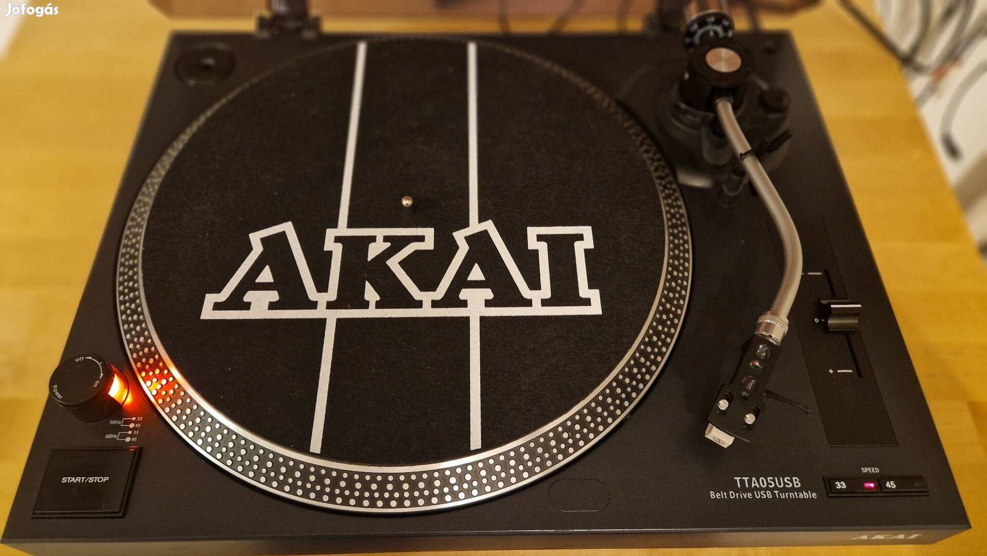 Akai TTA05USB lemezjátszó