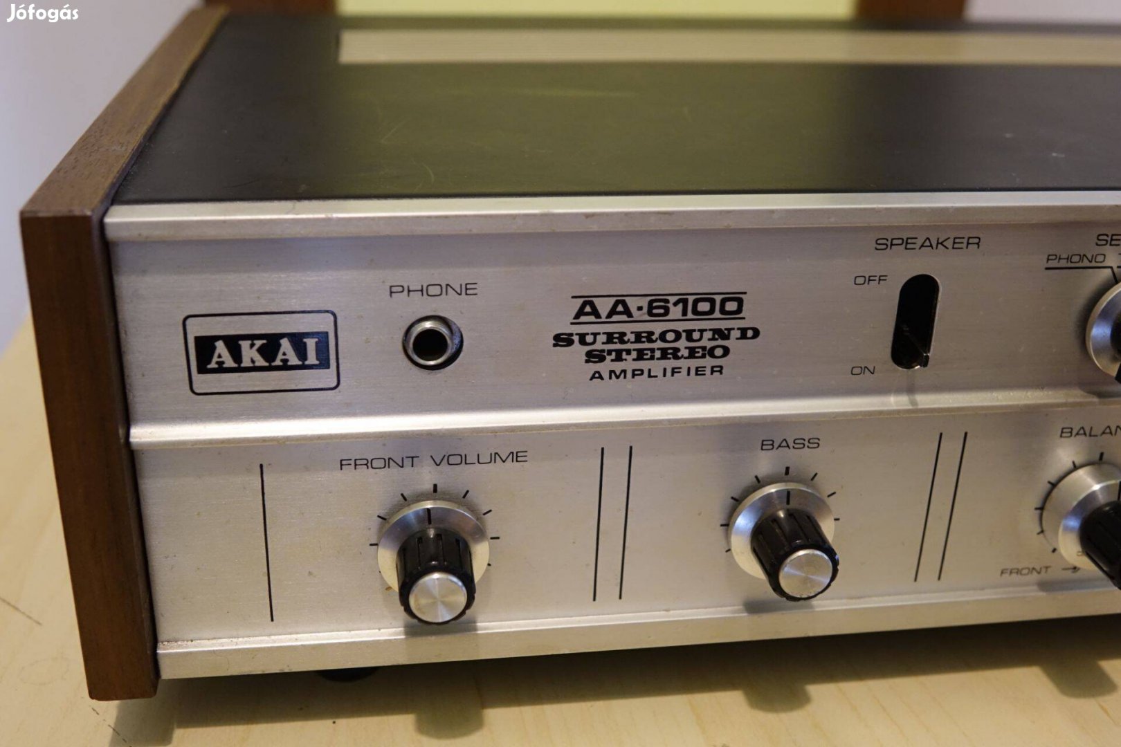 Akai erősítő AA6100