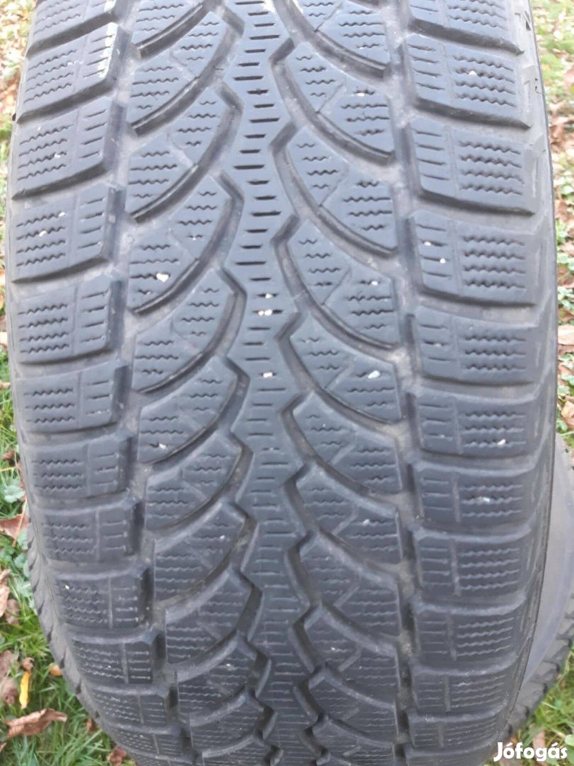 Akció Bridgestone Blizzak használt téligumi 4 db gumi egyben r17