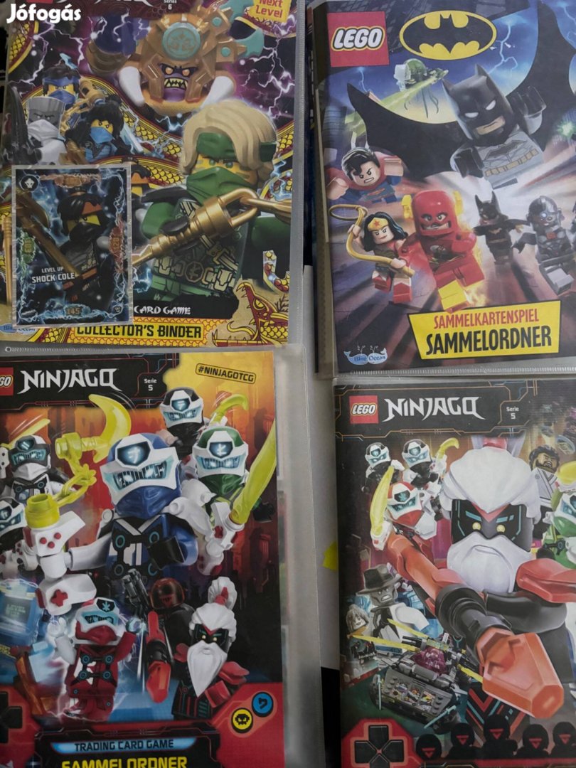 Akció Lego Ninjago kártyás albumok és Batman