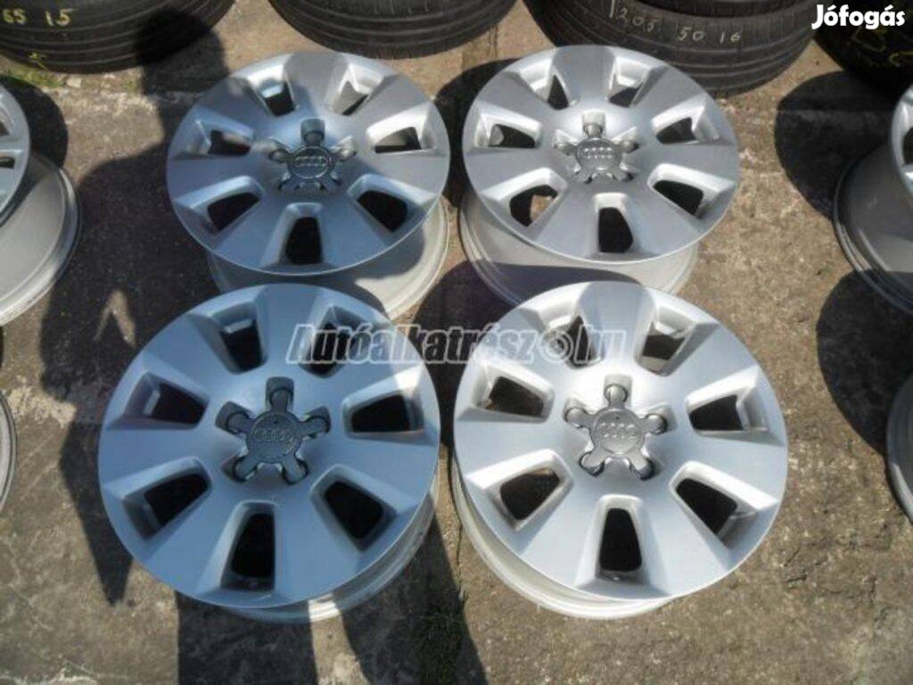 Akció! 4db gyári 16" Audi A6 alufelni. ("403")