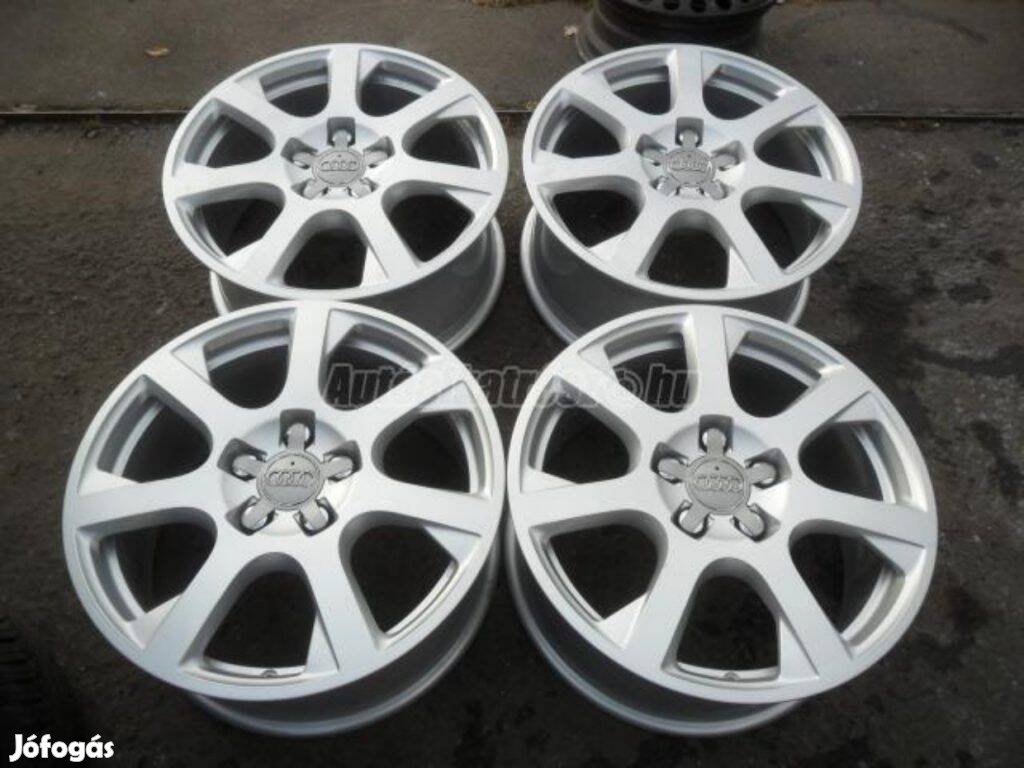 Akció! 4db gyári 17" Audi alufelni. ("576")