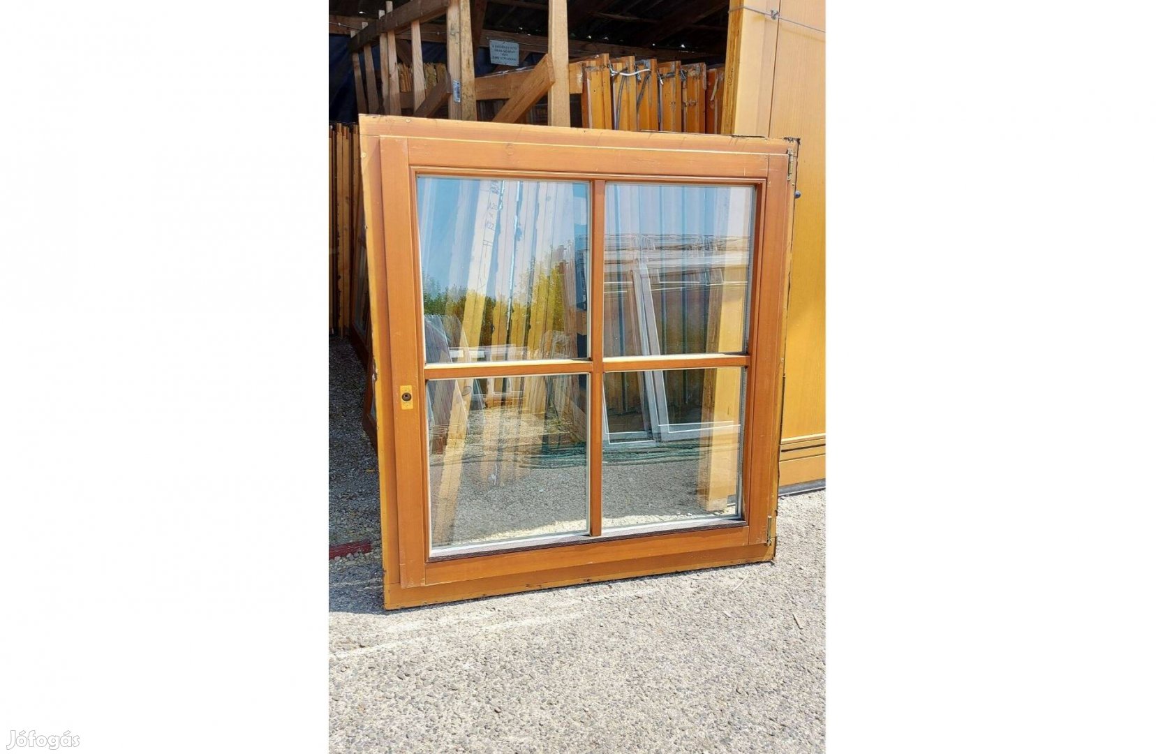 Akció! Bontott egyszárnyú és kétszárnyú fa ablakok