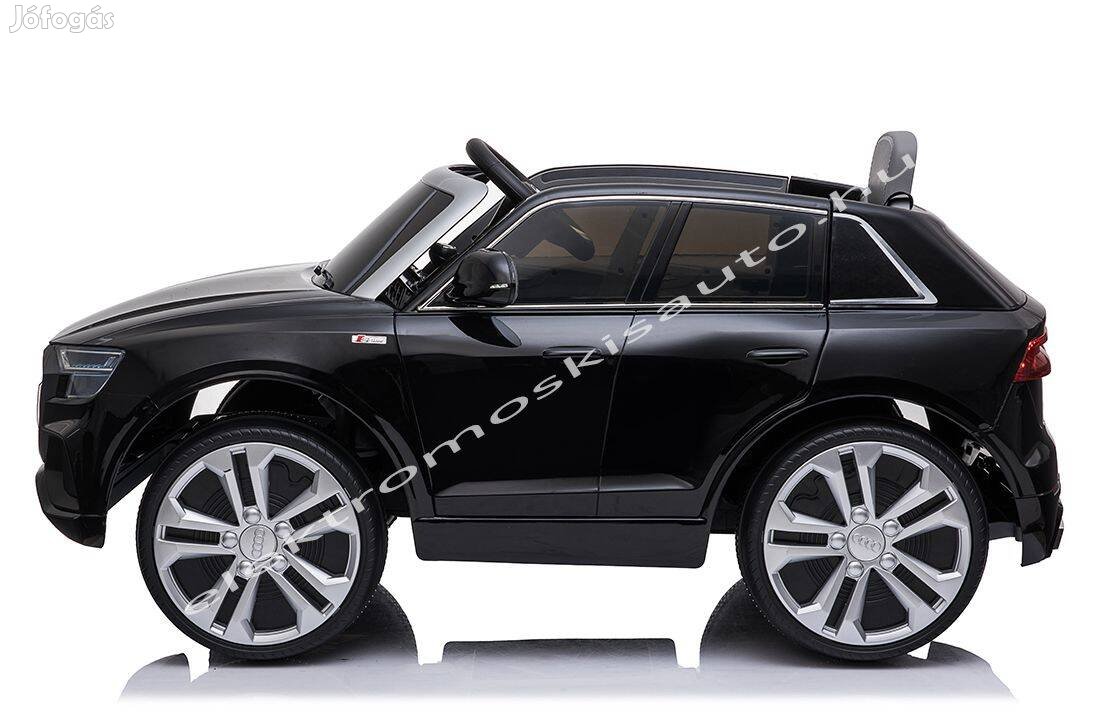 Akció! Fekete AUDI Q8 12V-os 1 személyes elektromos kisautó