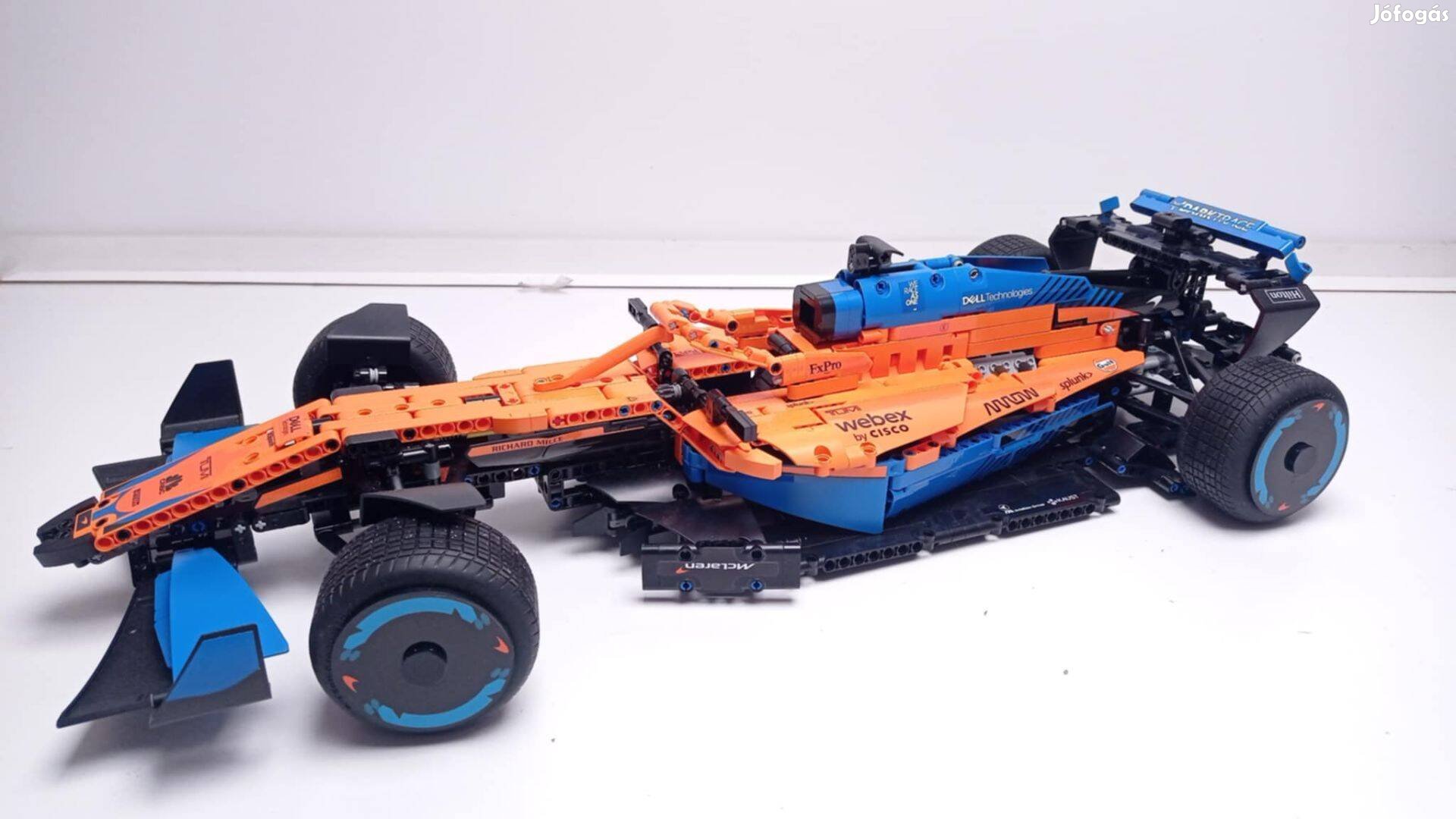 Akció! Lego Technic 42141 Mclaren Formula 1 versenyautó