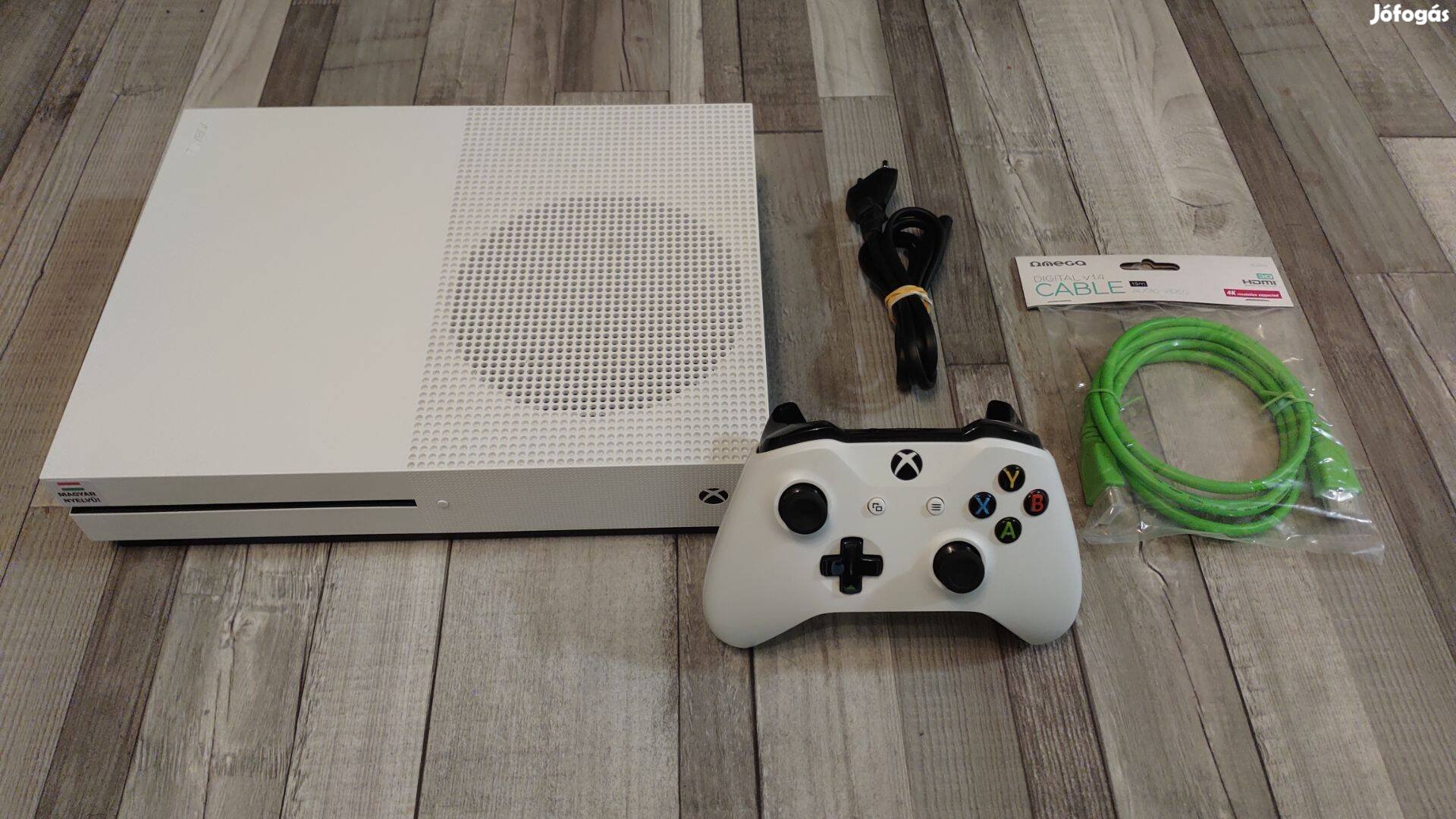 Akció! Magyar Menüs Xbox One S 1Tb Konzol +Ajándék Játék!