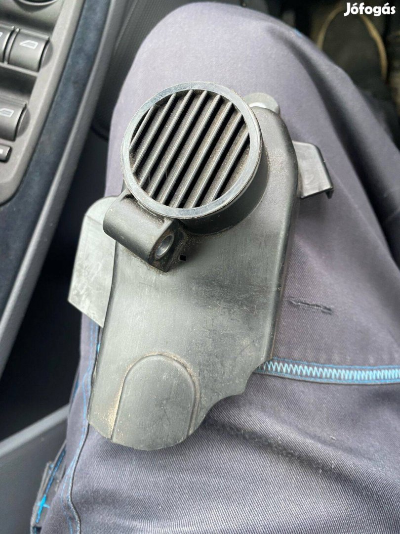 Akció! Vw Audi Seat Skoda vízpumpa burkolat