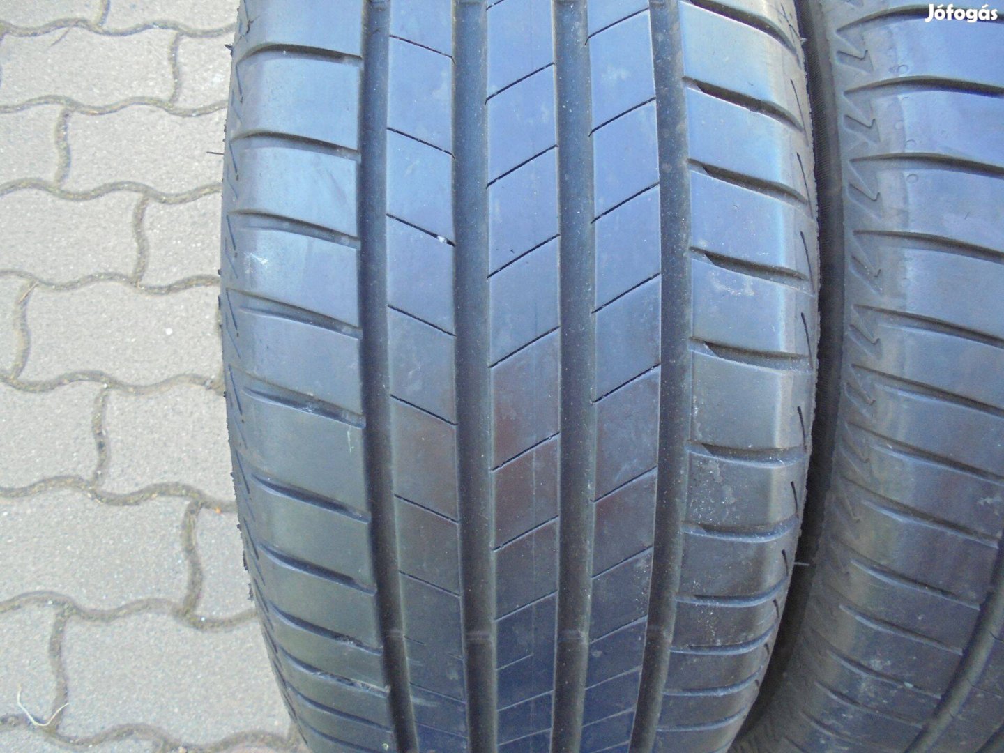 Akció !!! Bridgestone 2022-es 16-os nyári gumi pár eladó