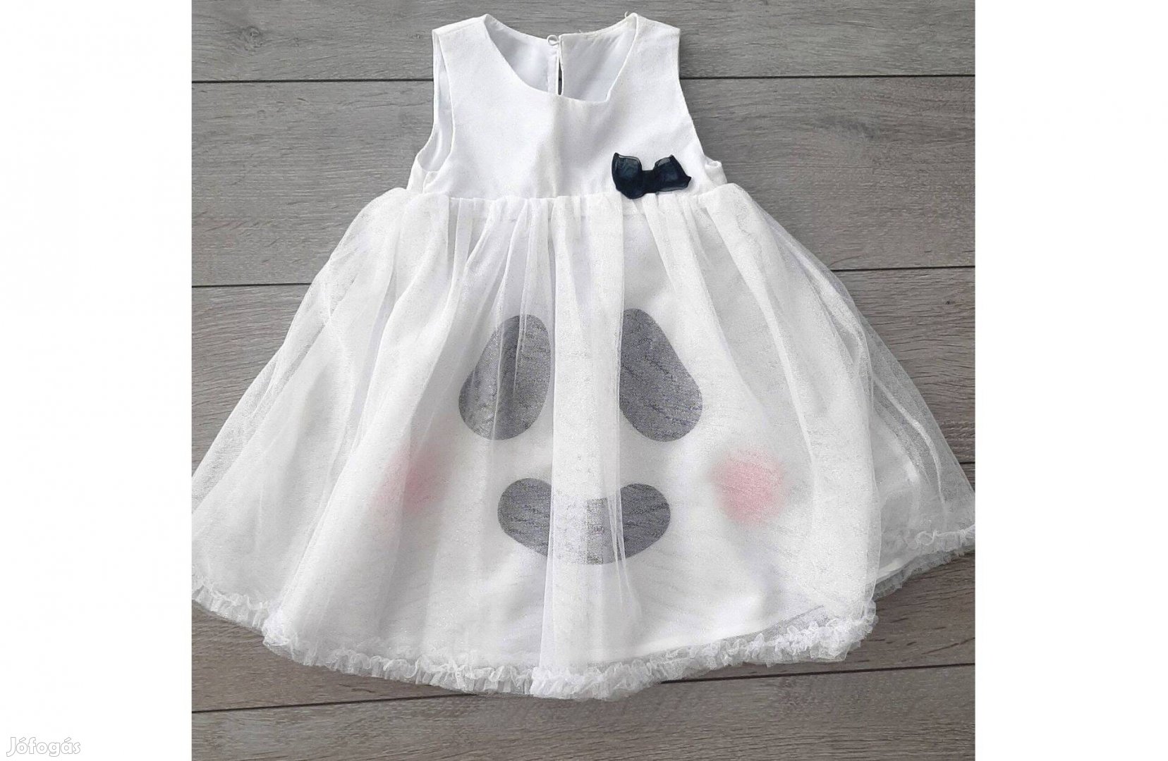 Akció: eladó újszerű állapotú ruha (1-2 éves)