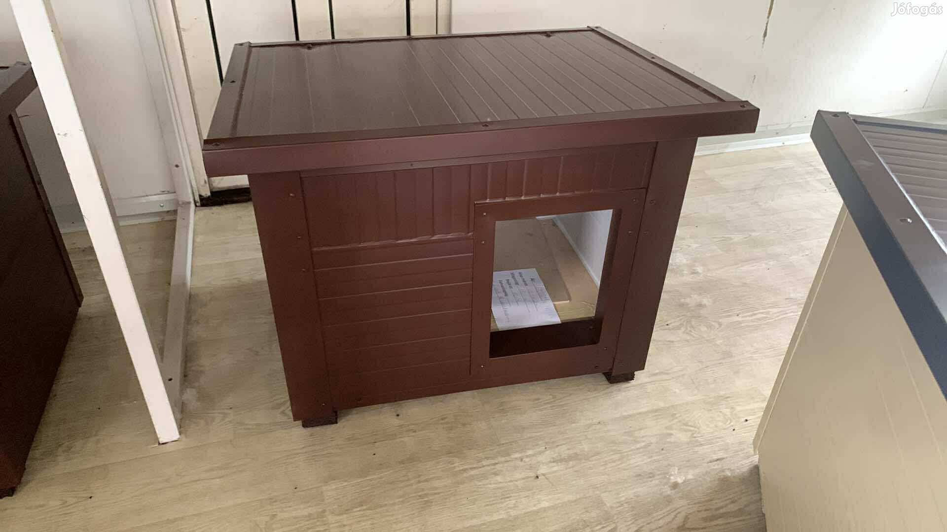 Akciós, kis, szigetelt, szendvicspanel kutyaház